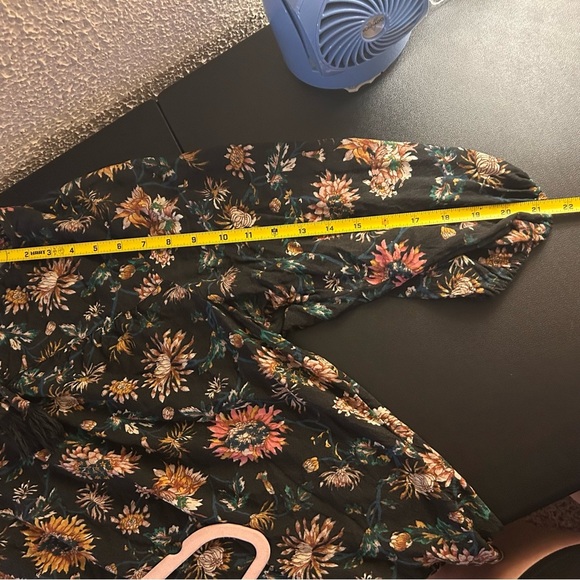 NATURAL LIFE Maribel Top Blouse Size L Black Floral Long Sleeve Boho Cottagecore - Picture 7 of 8